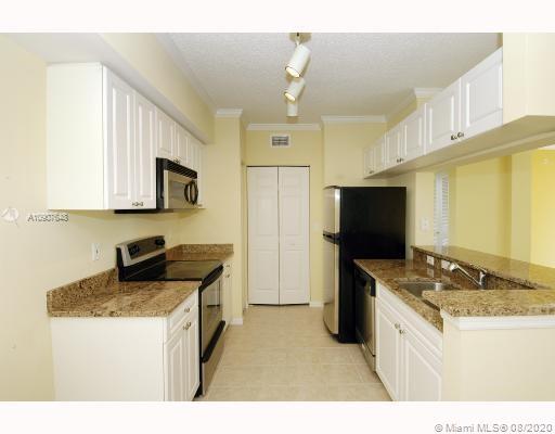Building Photo - 17100 N Bay Rd