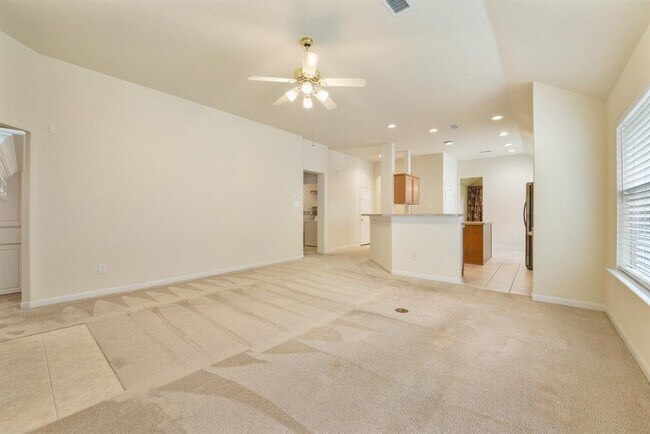 Building Photo - 146 S Veranda Ridge Dr