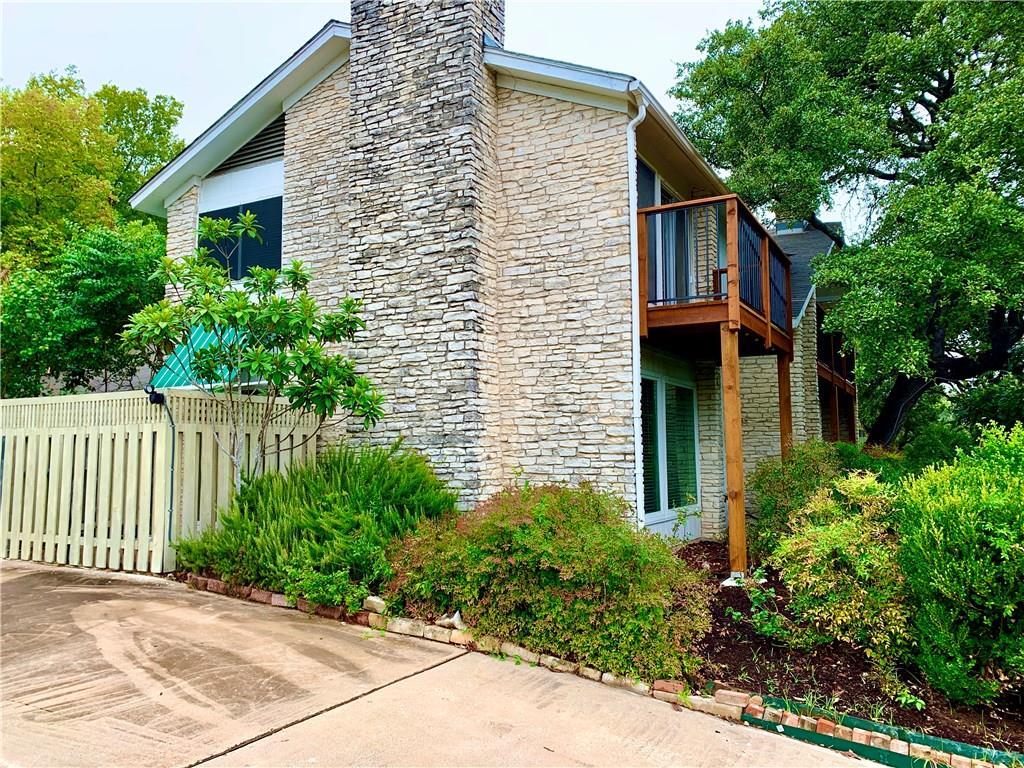 Primary Photo - 6106 Shadow Valley Dr