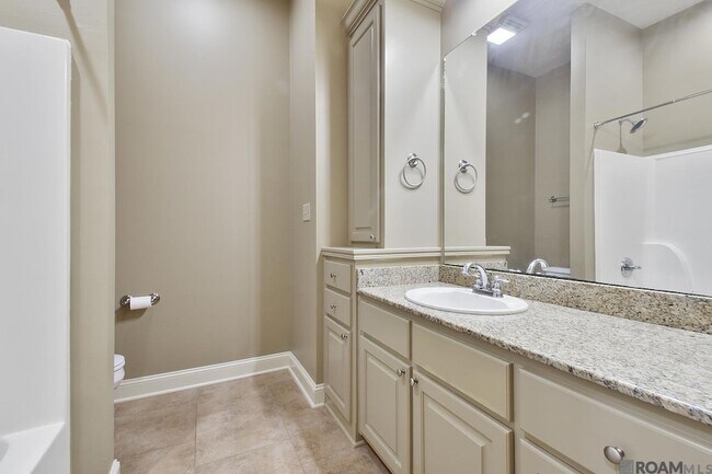 Building Photo - 7916 Seville Ct