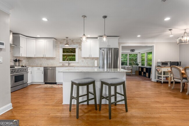 Foto del edificio - 2532 Circlewood Rd NE
