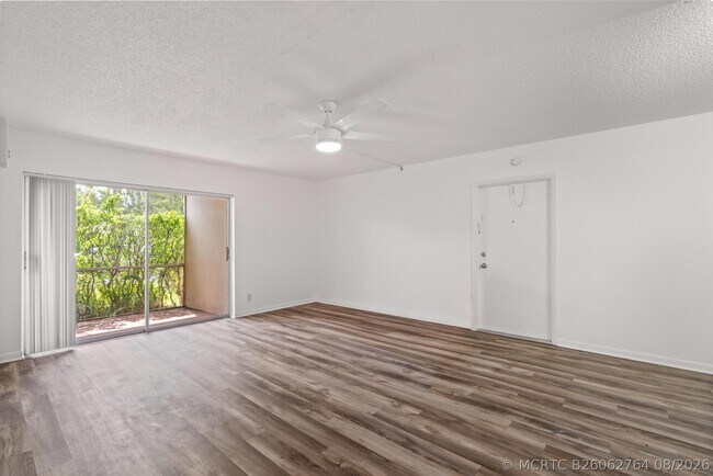 Foto del edificio - 630 NW 13th St