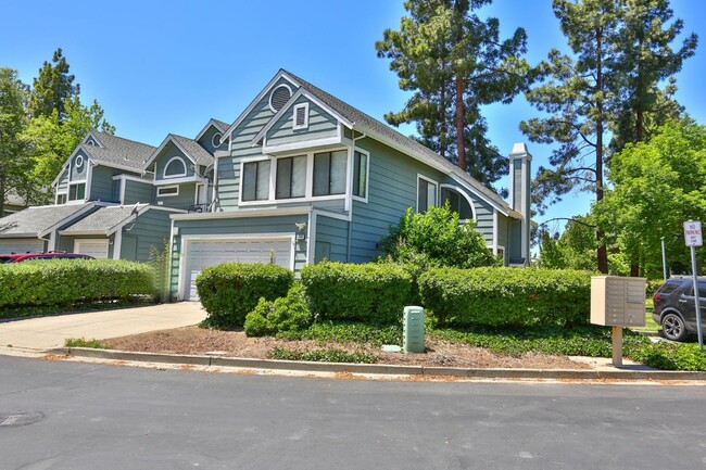 Building Photo - 4346 Fairlands Dr