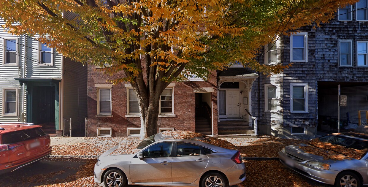Primary Photo - 9 Fulkerson St