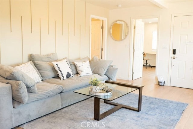 Building Photo - 420 W Graves Ave