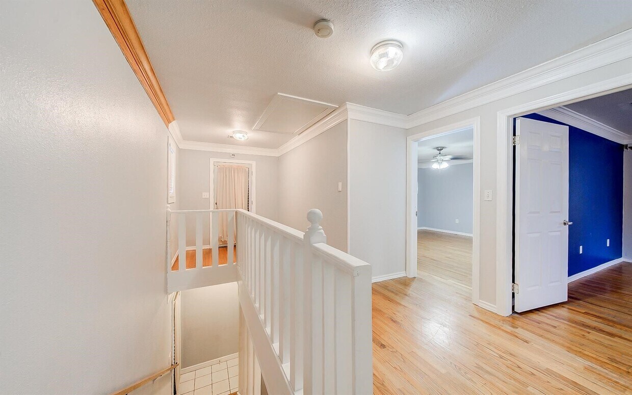Foto principal - 3905 Billingsley St