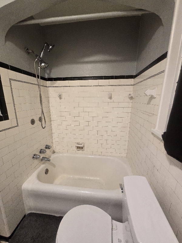 Foto del edificio - 703 Transverse Ave