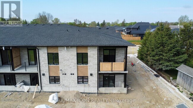 Photo du bâtiment - 440-440 Wellington St E