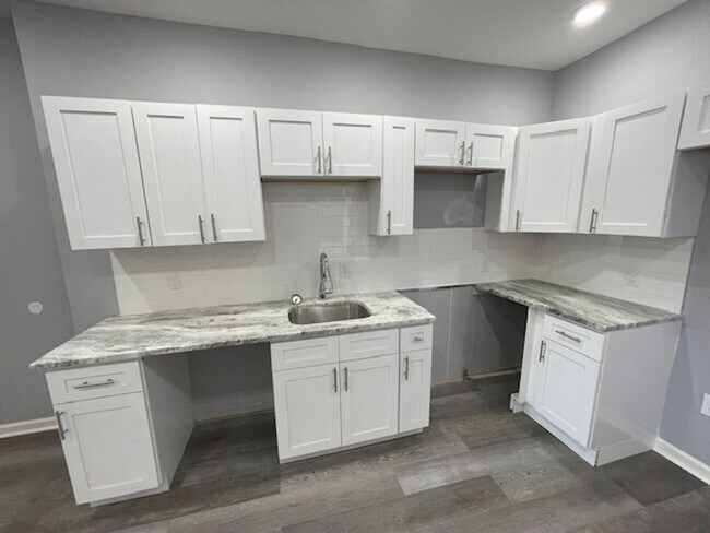 Foto del edificio - Anika Homes 3 Bedroom