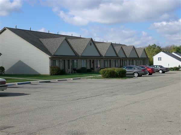 Primary Photo - 8150 Creekwood Dr