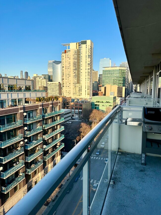 Foto del edificio - 901 W Madison St