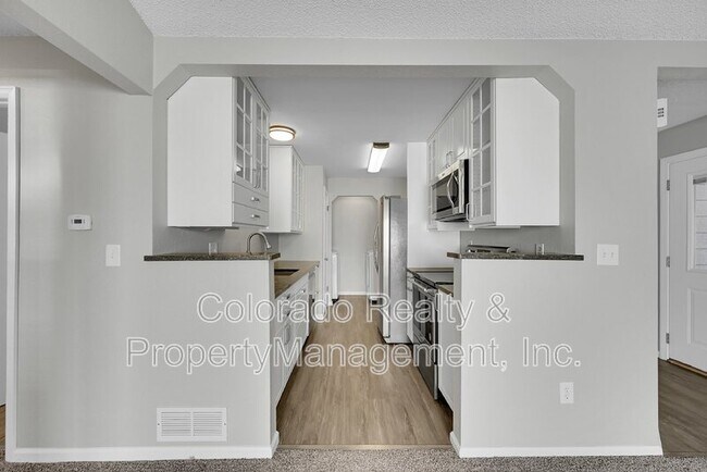 Building Photo - 17736 E Cornell Dr