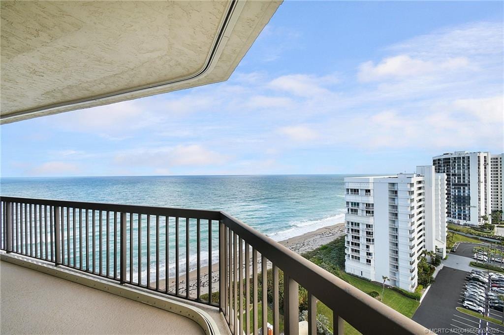 Foto principal - 9550 S Ocean Dr