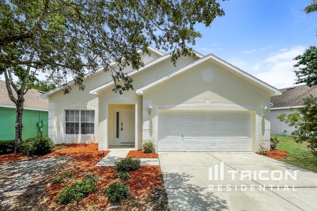 Foto principal - 9717 Cypress Harbor Dr