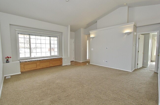 Building Photo - 5977 S Snowdrop Pl Boise