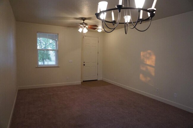 Foto del edificio - 424 Barclay Way