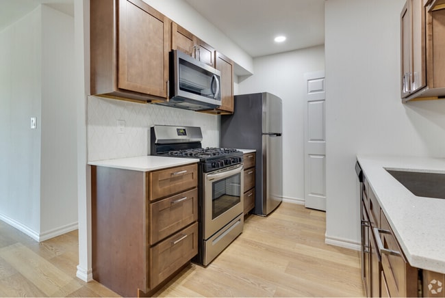 Interior Photo - Legacy @64th
