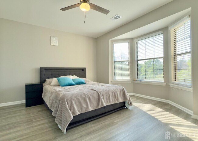 Foto del edificio - 429 Meade Ct