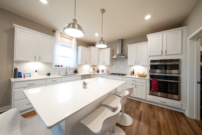 Building Photo - 18362 Greenstone Way