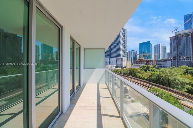 Foto del edificio - 1600 SW 1st Ave