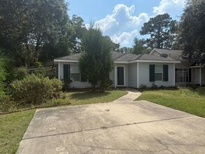 Building Photo - 40698 Chinchas Creek Rd