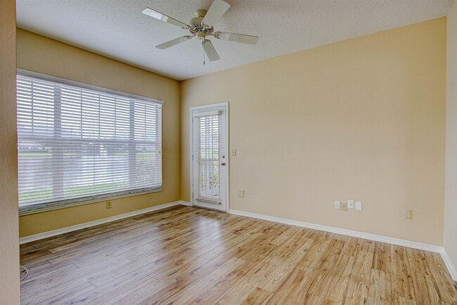 Building Photo - 20102 Harbour Vista Cir