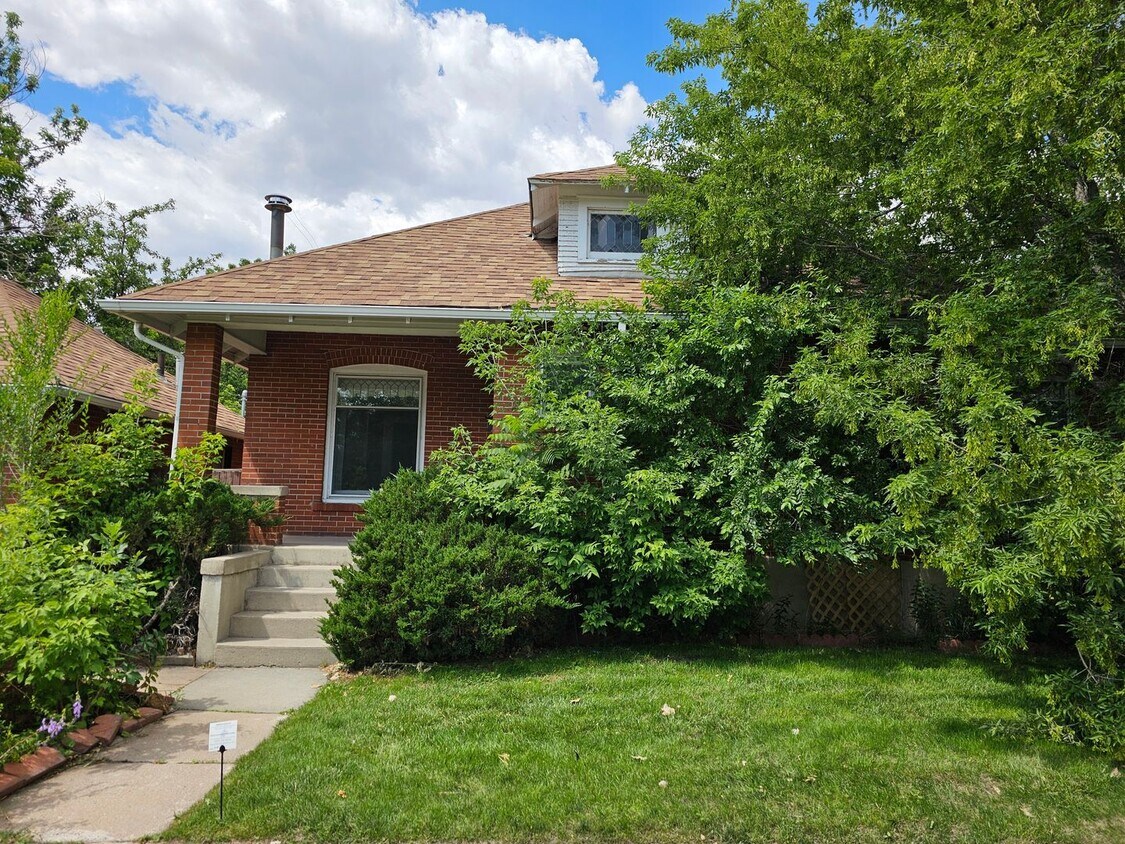 Primary Photo - 3 Bed Rental