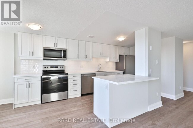 Building Photo - 55 Woolley St