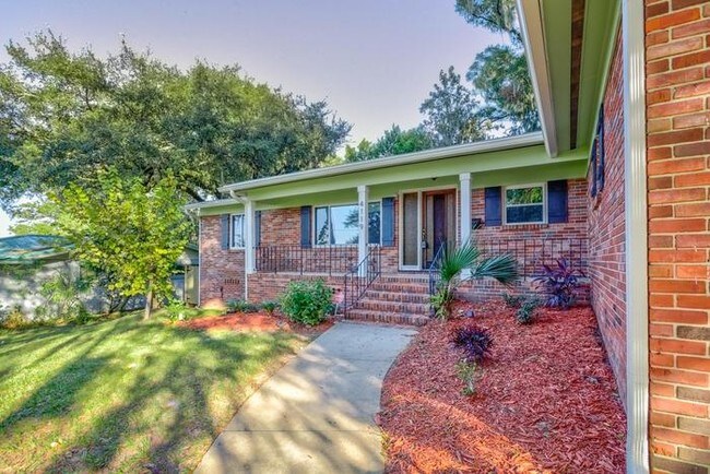 Building Photo - 4119 Bess Rd