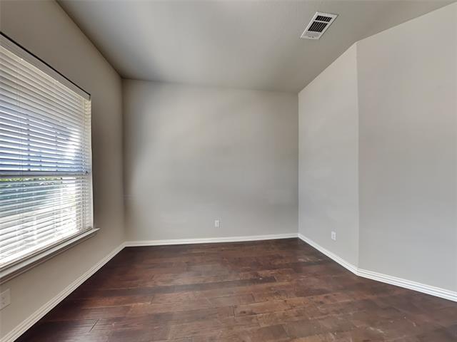 Building Photo - 1408 Daffodil Ct