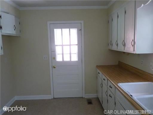 Building Photo - 1120 Georgetown Dr