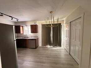 Building Photo - 1150 W 360 N