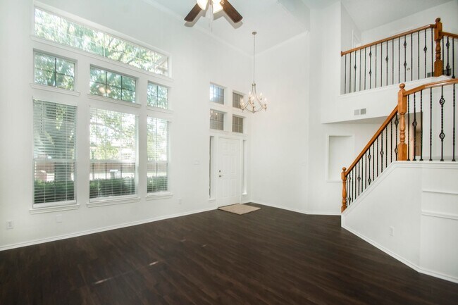 Foto del edificio - House for Lease in Plano