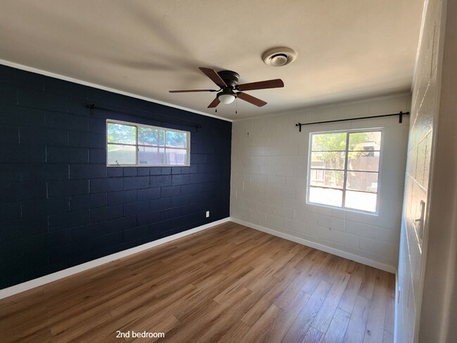 Building Photo - 4926 Cabrillo Way