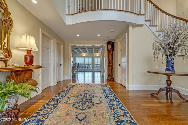 Foto del edificio - 1552 Runyon Ln
