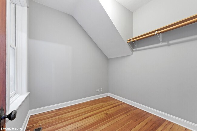 Foto del edificio - 2025 W Walton St