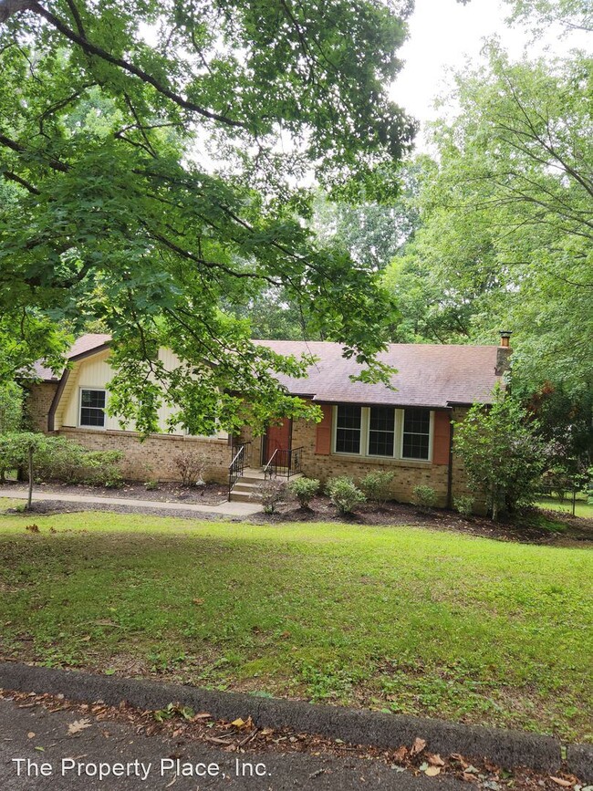 Building Photo - 4 br, 2.5 bath House - 409 Broadview Drive