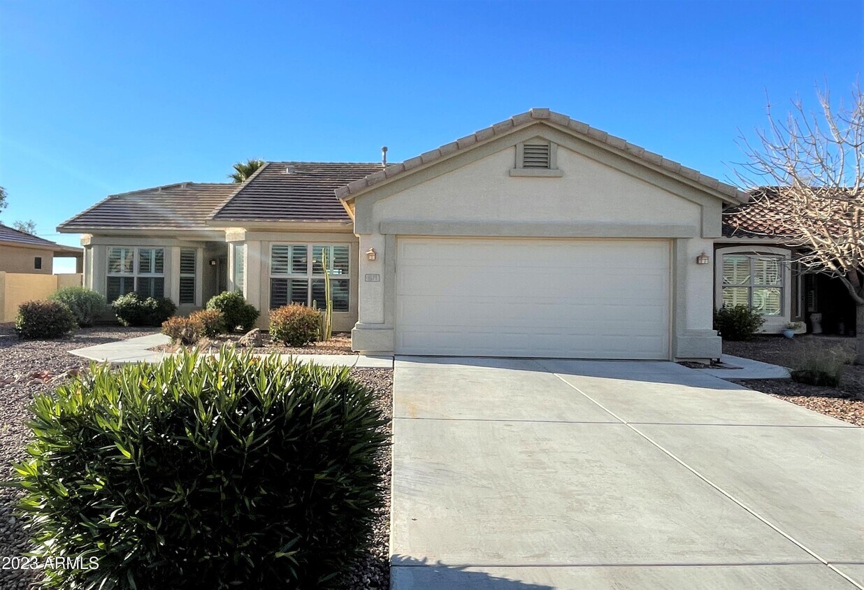Foto principal - 3571 E Gleneagle Pl
