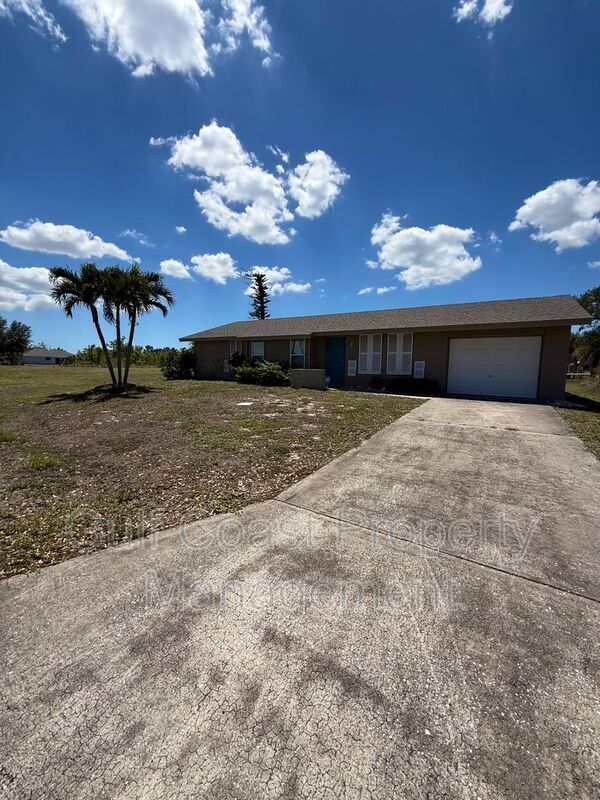 Foto del edificio - 12884 Bacchus Rd