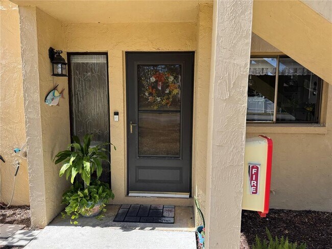 Building Photo - 17 Quails Run Blvd