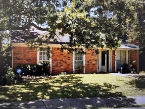 Building Photo - 948 Carom Way
