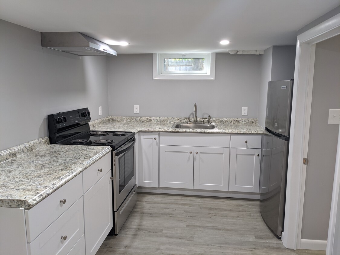 Foto principal - 83 Millville St
