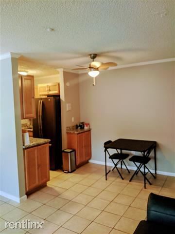 Building Photo - 1 br, 1 bath Apartment - 210 Bergenline Ave