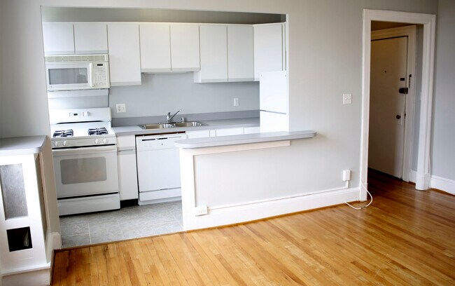 Open Kitchen - 1901 Columbia Rd NW