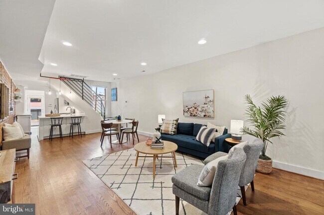 Foto del edificio - 1029 Euclid St NW