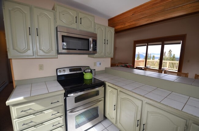 Foto del edificio - 416 Fuller Placer Rd