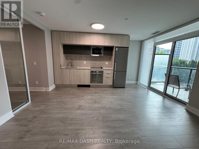 Building Photo - 1-311 Belsize Dr