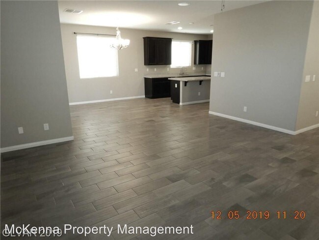 Foto del edificio - 9940 Sunriver Meadows Ave