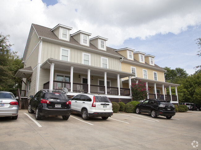 Foto del edificio - North Avenue Cottages