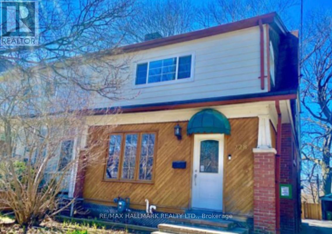 Primary Photo - 228 Gainsborough Rd